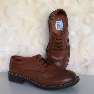 Florsheim Boys Chestnut Dress Shoes